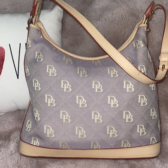 Dooney & Bourke Handbags - Gorgeous Dooney & Bourke signature shoulder bag.